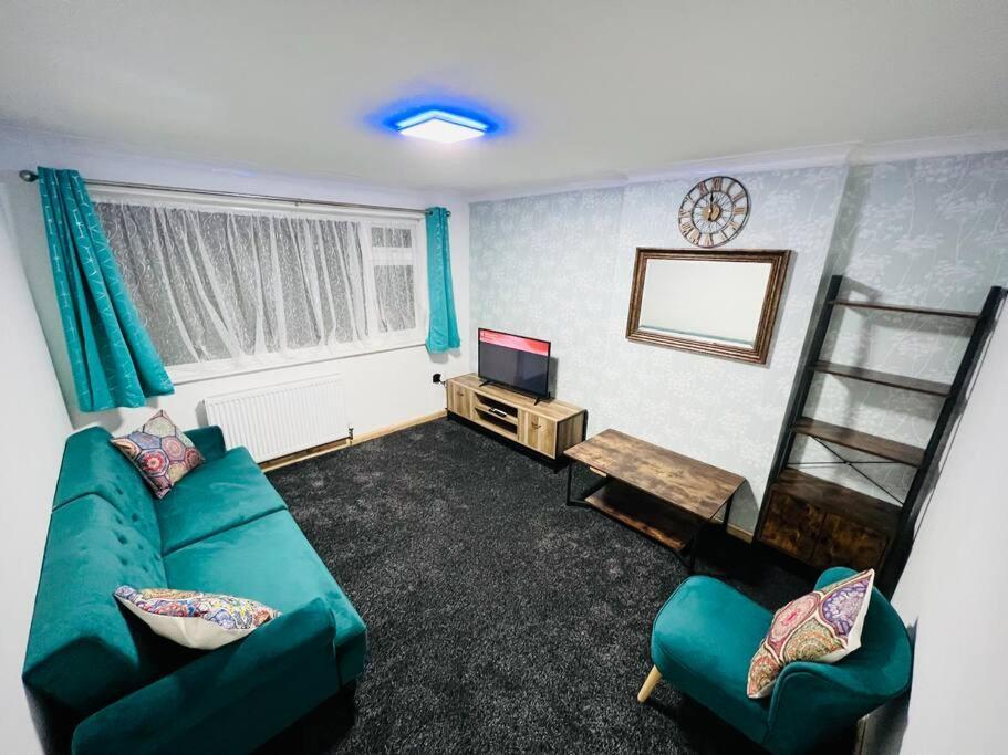 Cozycomfy Apartment Leicester Exterior photo